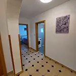 Ljiljana * Póla