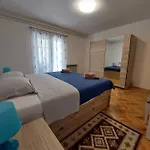 Ljiljana Pula
