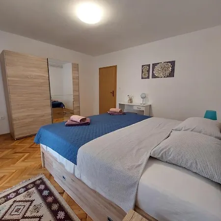 Ljiljana * Пула