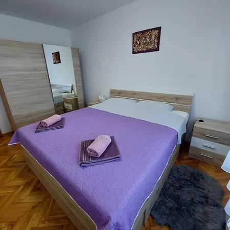 Ljiljana * Пула