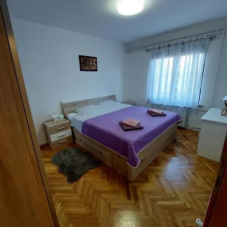 Ljiljana * Пула