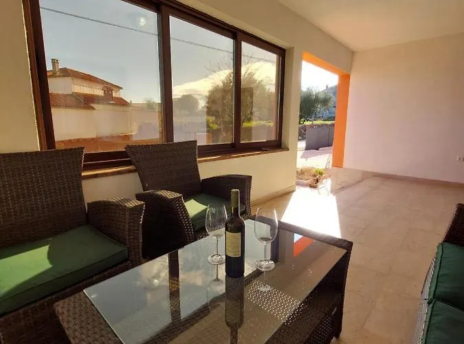 Ljiljana Lejlighed *