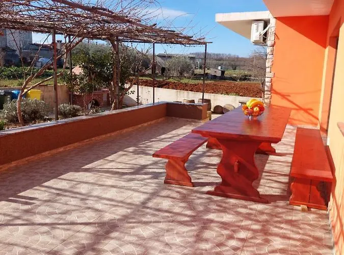 Ljiljana Apartment Pula