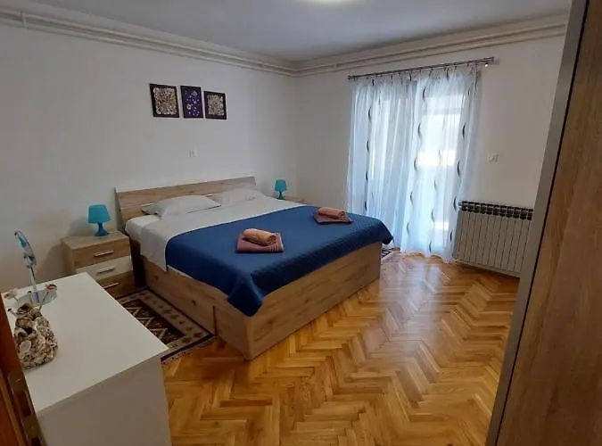 Apartment Ljiljana