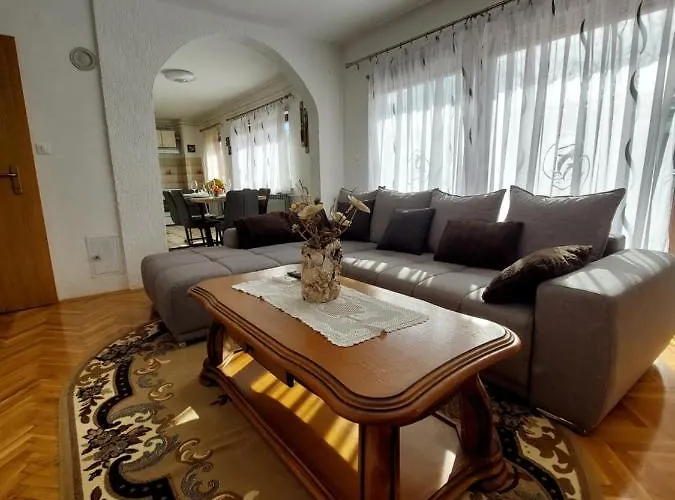 Ljiljana Apartment *