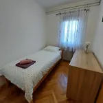 Ljiljana Apartment