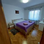 Ljiljana * Pula