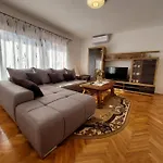 Ljiljana * Pula